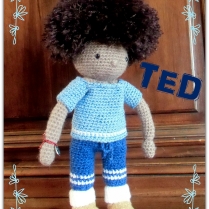 Ted, petit bonhomme au crochet